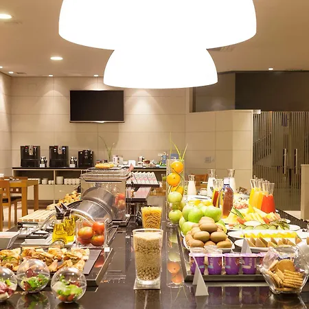 Otel Nh Principado