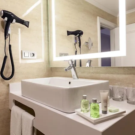 Szálloda Nh Principado Oviedo