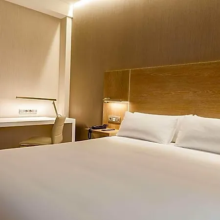 Nh Principado Otel 4*