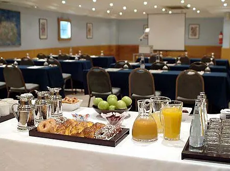 Отель Nh Principado 4*